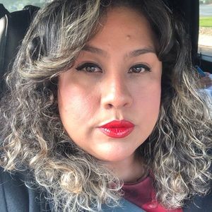 Meet your Posher, Patricia